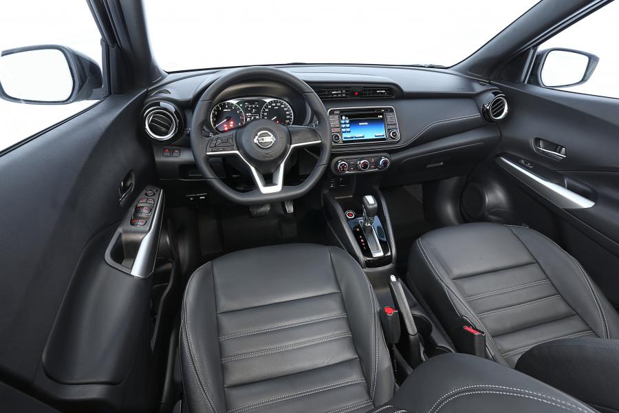 Торпедо Nissan Kicks SV 2016 года  (LA) (фото 9 из 12)